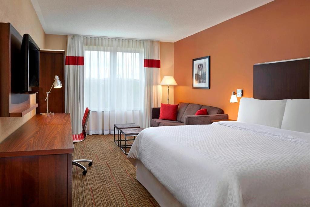 Four Points by Sheraton Moncton — 2