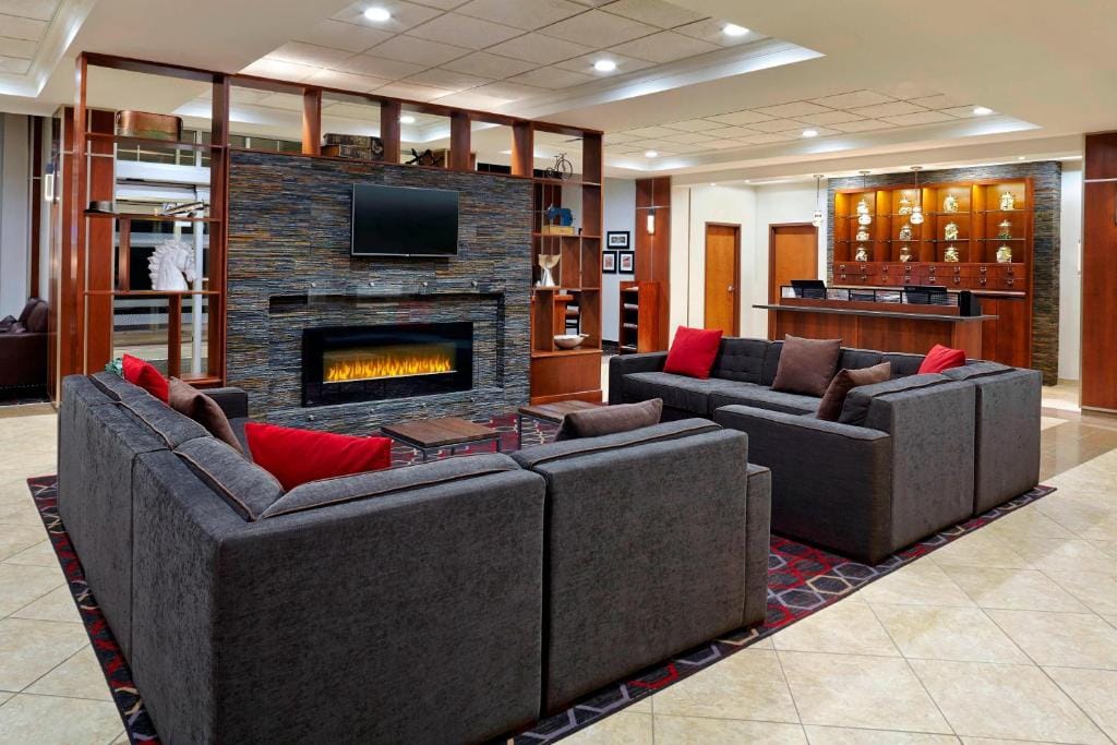 Four Points by Sheraton Moncton — 5