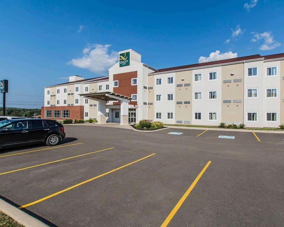 Quality Inn — 1