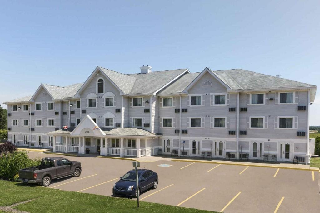 Travelodge Suites by Wyndham Moncton — 5