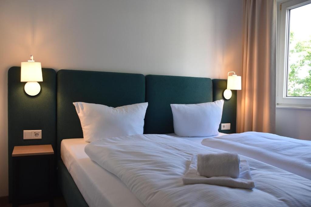 ARC Hotel — 1