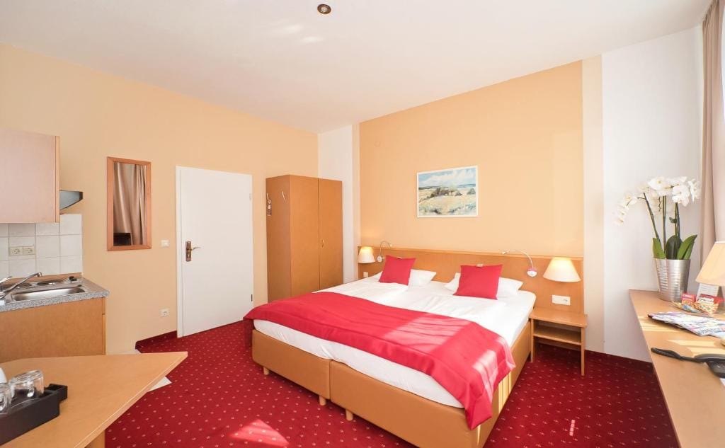 City-Hotel Am Wasserturm Halle — 5