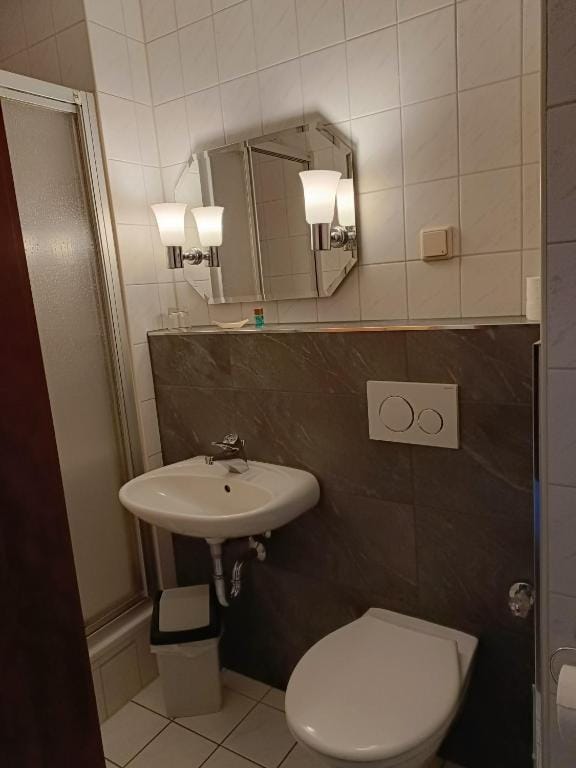 Hotel Zum Goldenen Löwen — 3