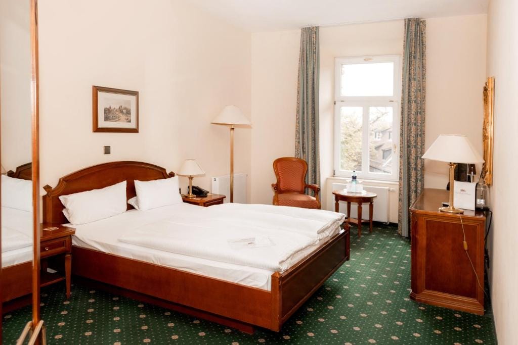 Schlossparkhotel Schkopau — 5