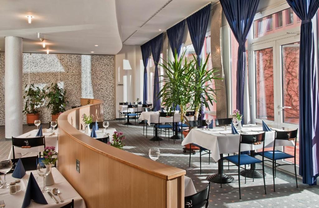 TRYP by Wyndham Halle — 4