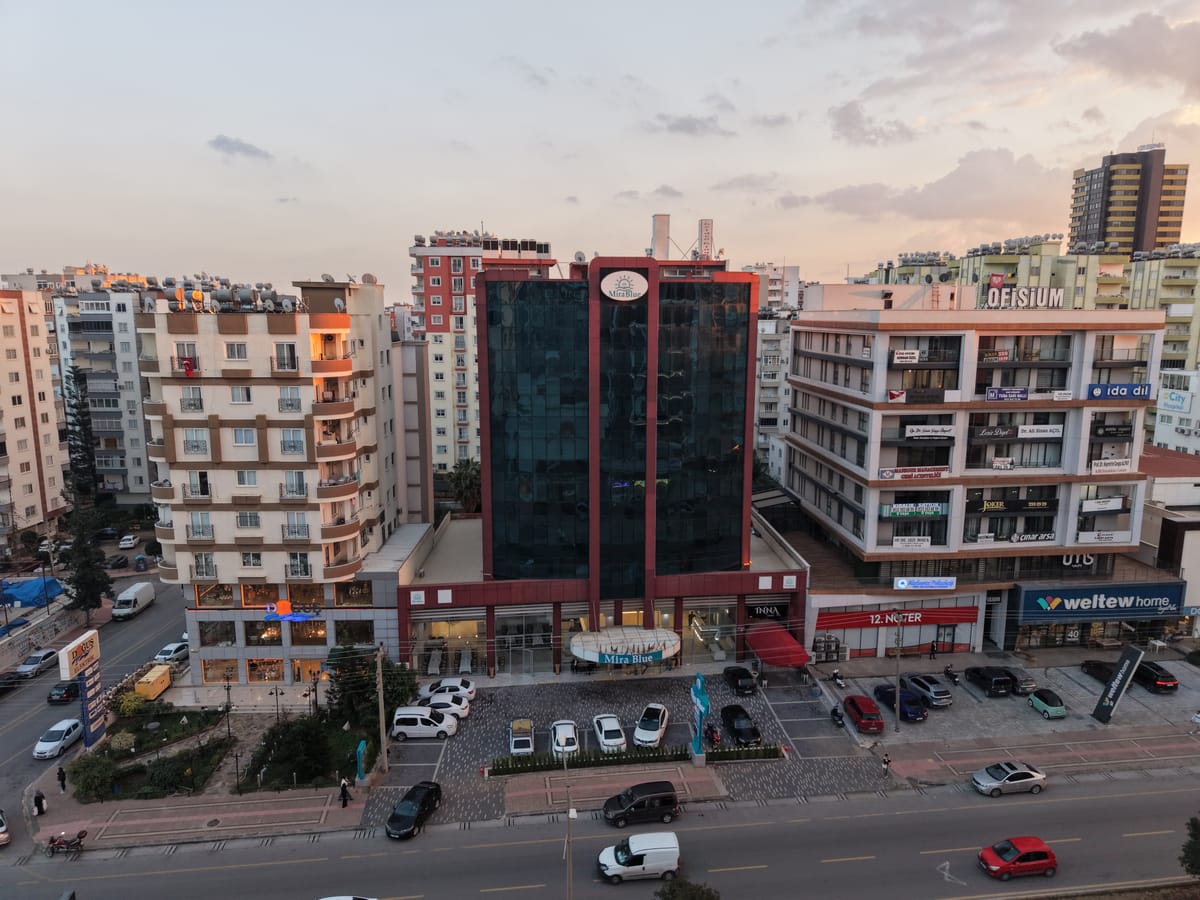 Mira Blue Hotel — 4
