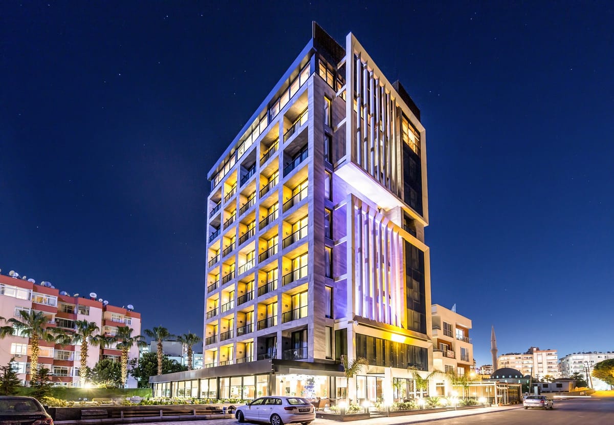 Vista Hotel — 2