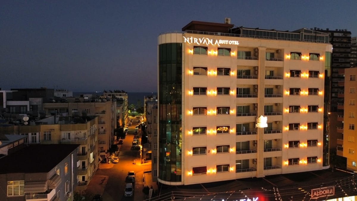 We Nirvana Suit Otel — 4