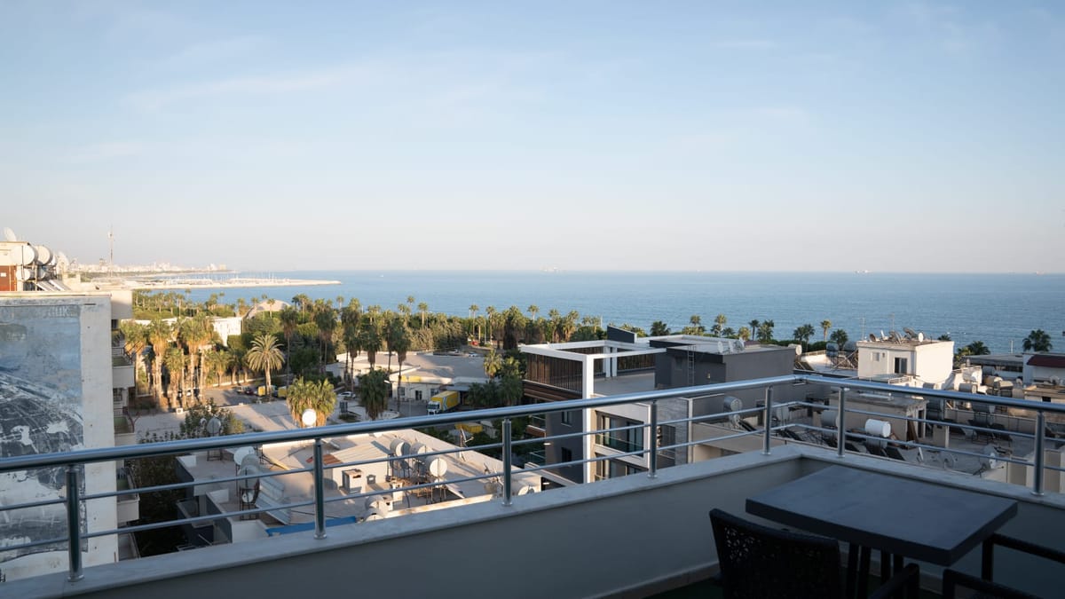 We Nirvana Suit Otel — 5