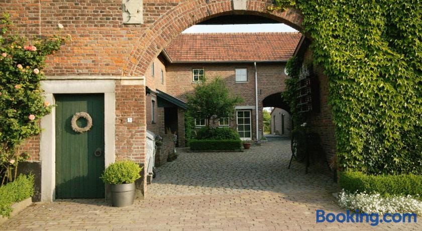 Recreatie Landgoed Terlingerhoeve Vakantiewoningen Noorbeek Zuid Limburg — 4