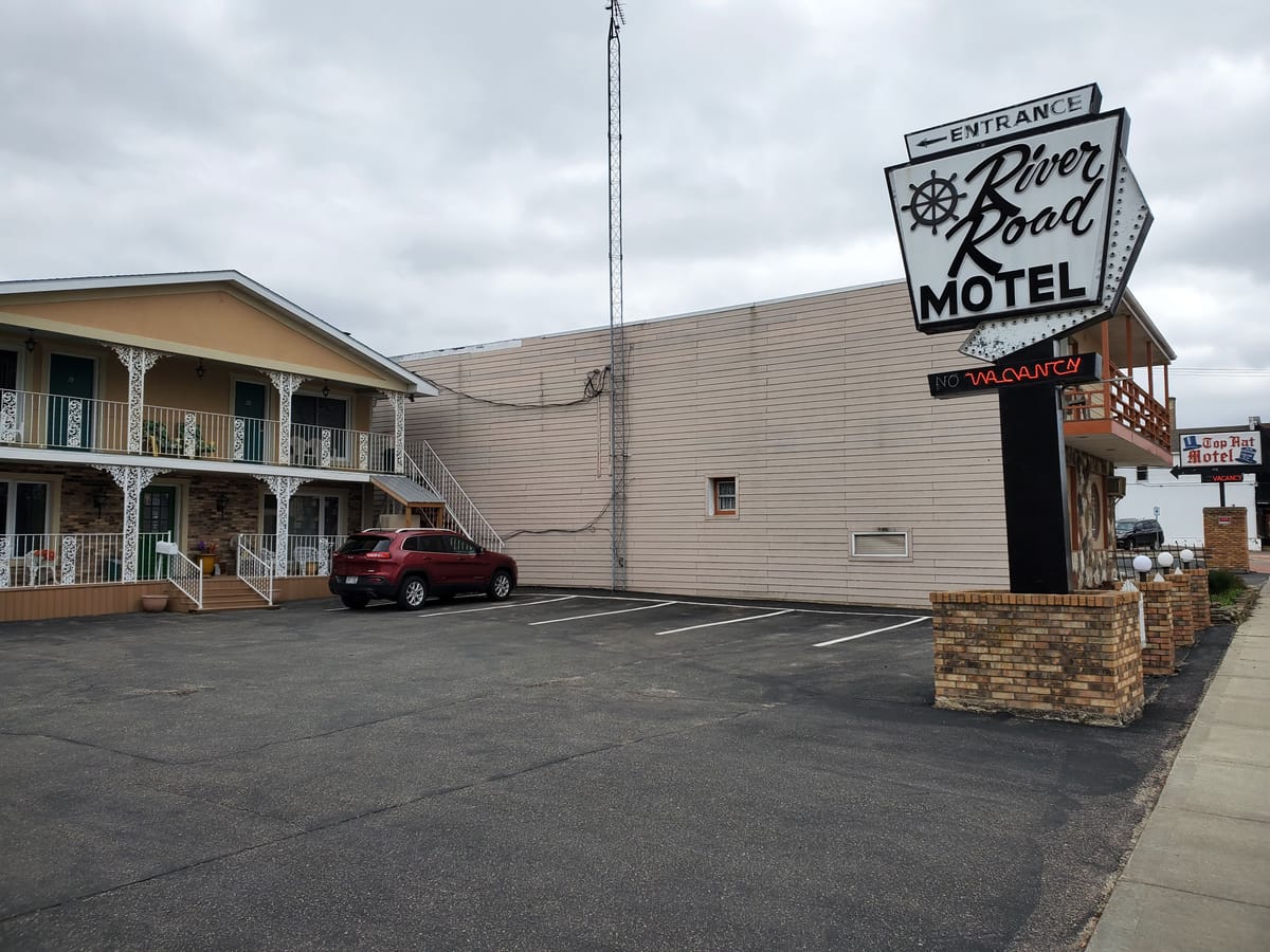 River Road Motel — 2