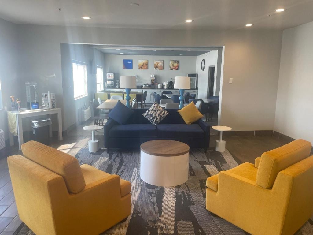 Comfort Inn & Suites Wisconsin Dells — 4