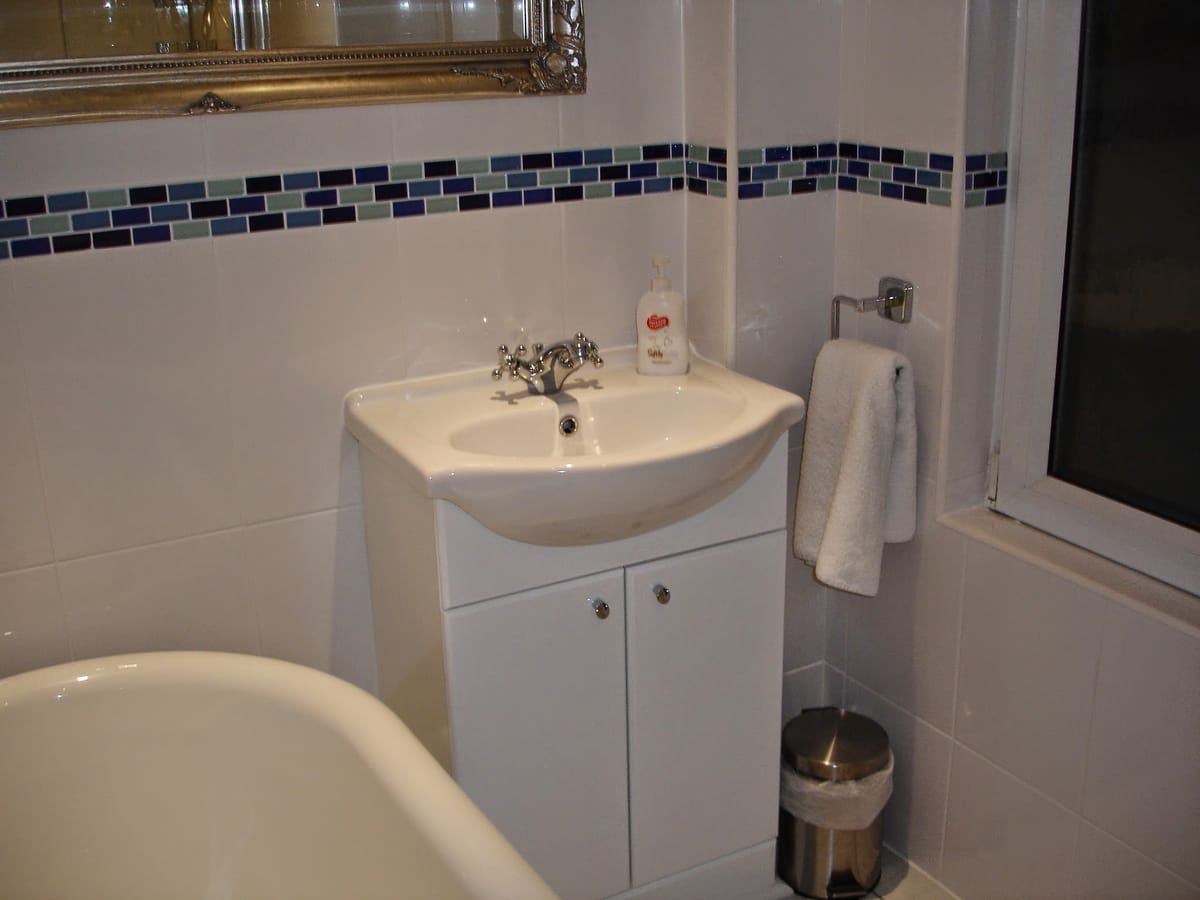 Annie's Guest House South Shields Bed and Breakfast — 3