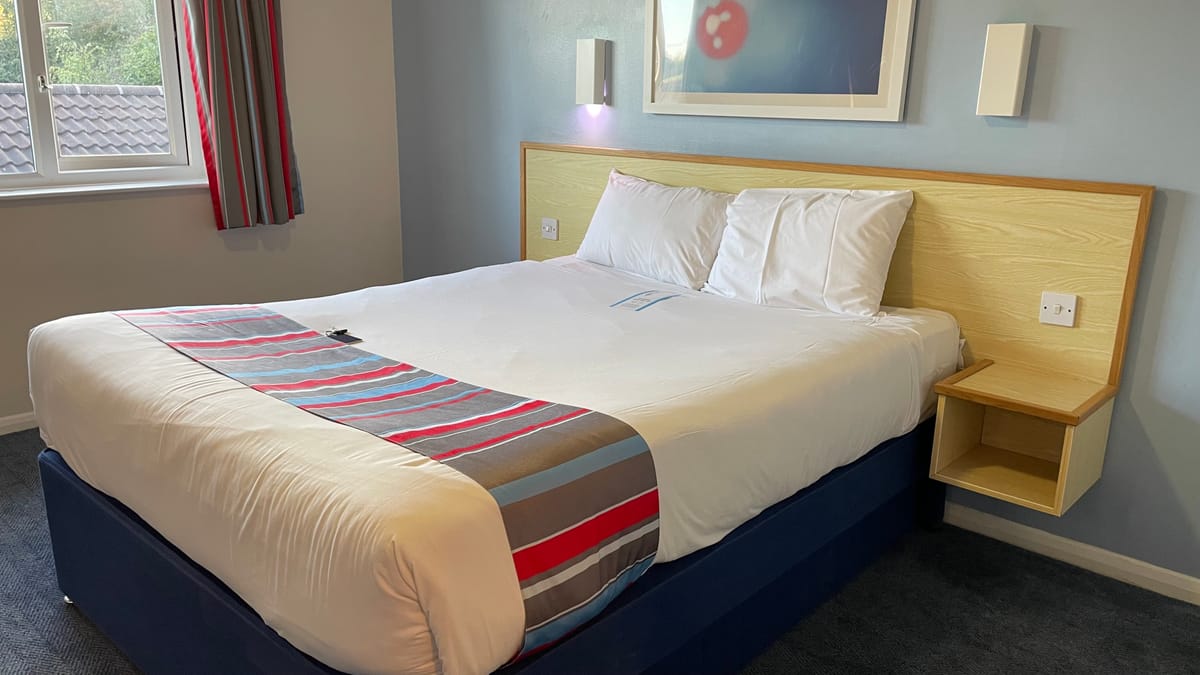 Travelodge Newcastle Whitemare Pool — 2