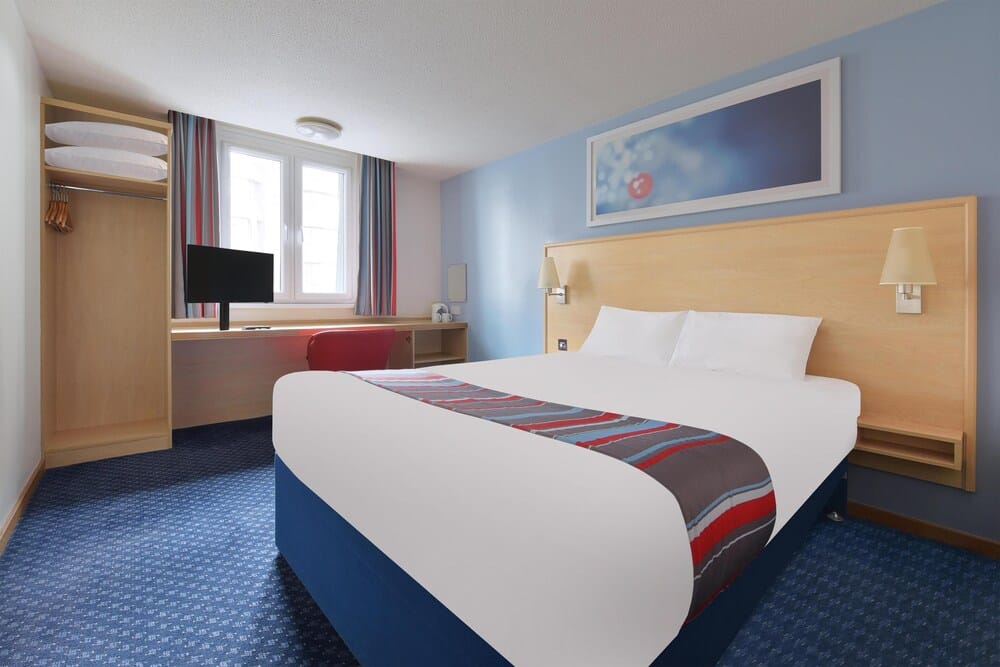 Travelodge Newcastle Whitemare Pool — 4
