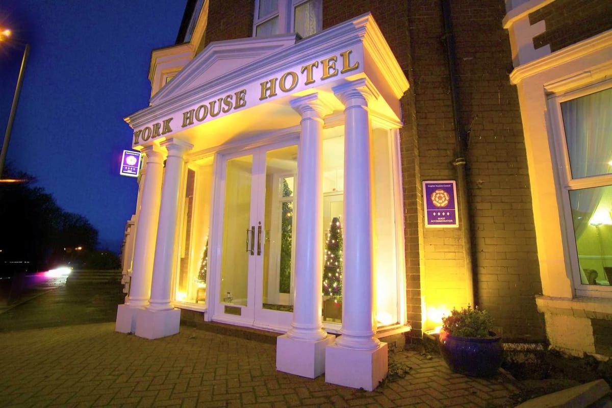 York House Boutique Hotel — 4