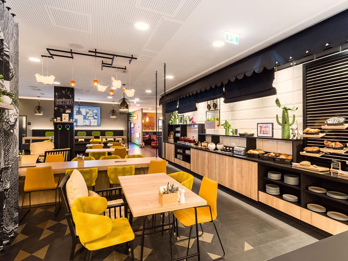 Holiday Inn - the niu, Cobbles Essen by IHG — 3
