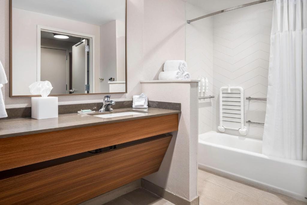 Fairfield by Marriott Inn & Suites Kansas City North, Gladstone — 3