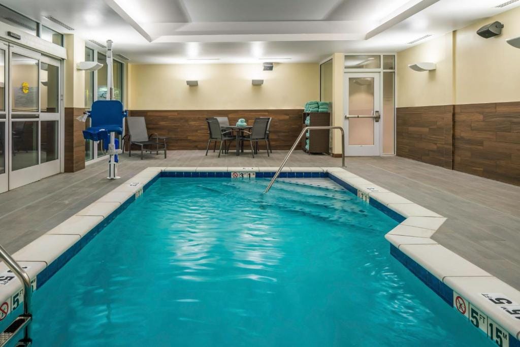 Fairfield by Marriott Inn & Suites Kansas City North, Gladstone — 4
