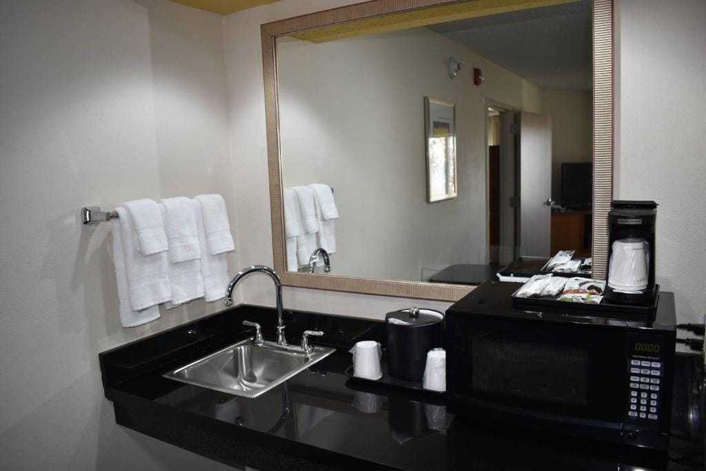 Fairfield Inn & Suites Kansas City Liberty — 3