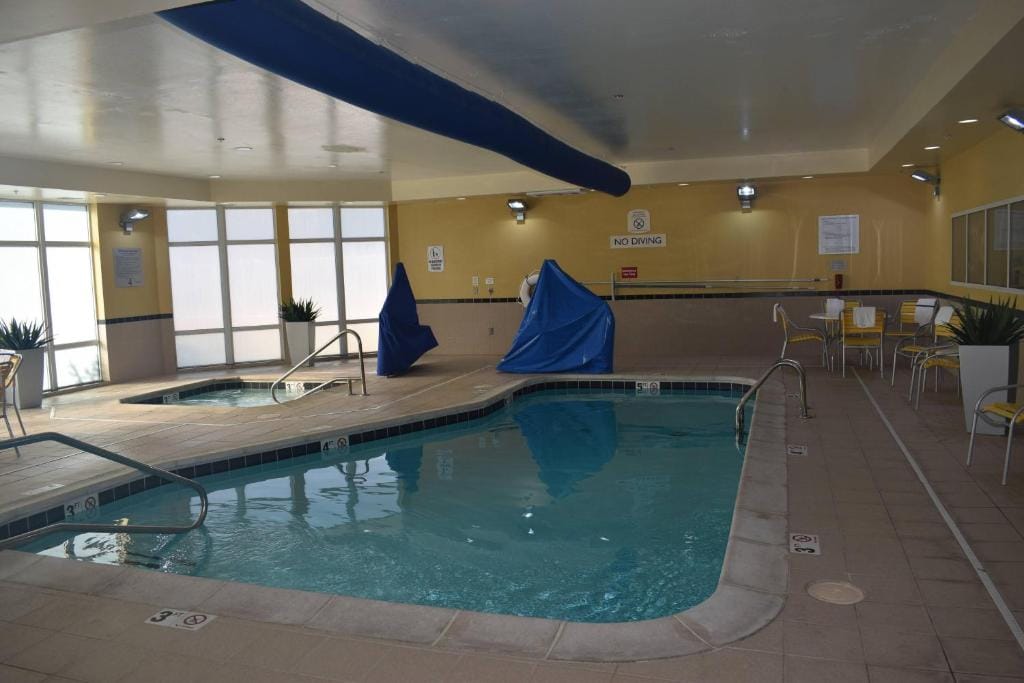Fairfield Inn & Suites Kansas City Liberty — 4