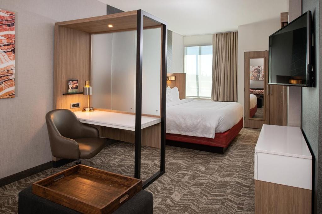 SpringHill Suites by Marriott Kansas City Northeast — 2