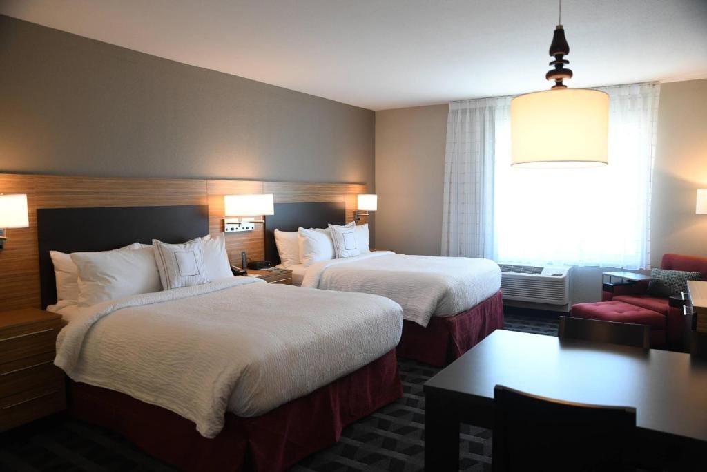 TownePlace Suites Kansas City At Briarcliff — 2