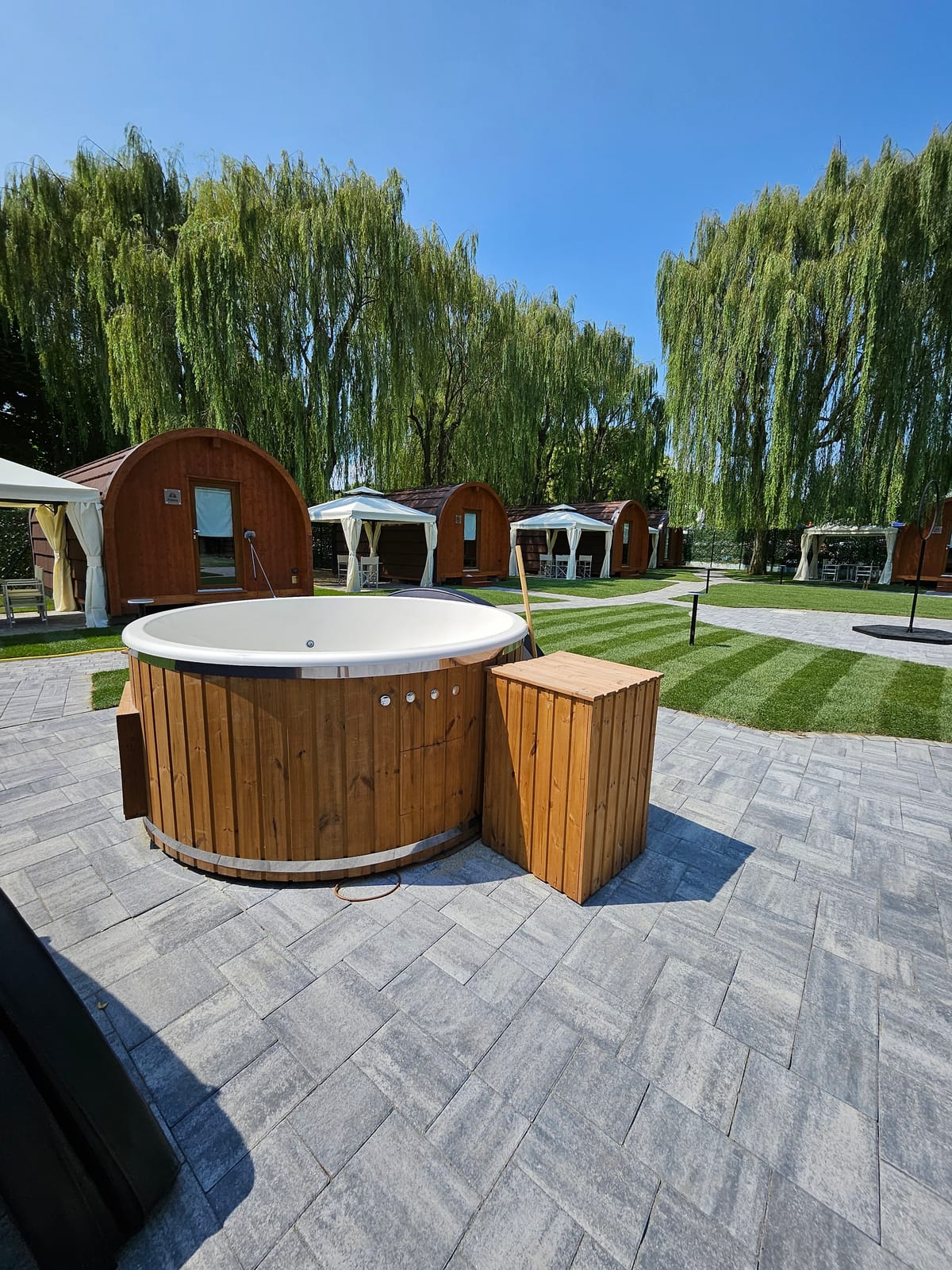 VICOLUNGO Glamour Lodge & Spa — 1