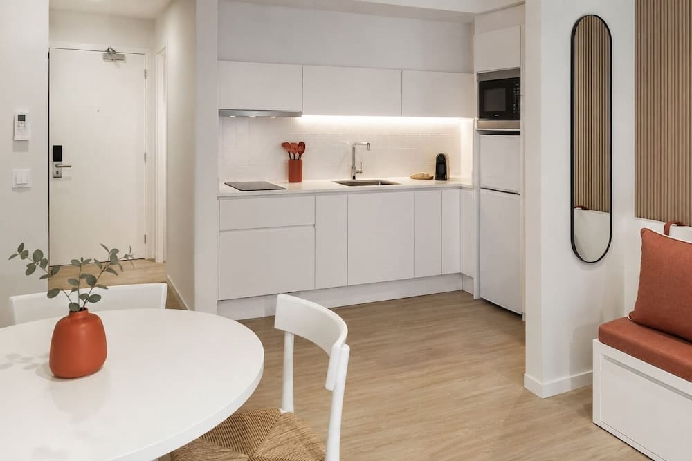 Bellavique Hotel & Suites — 1