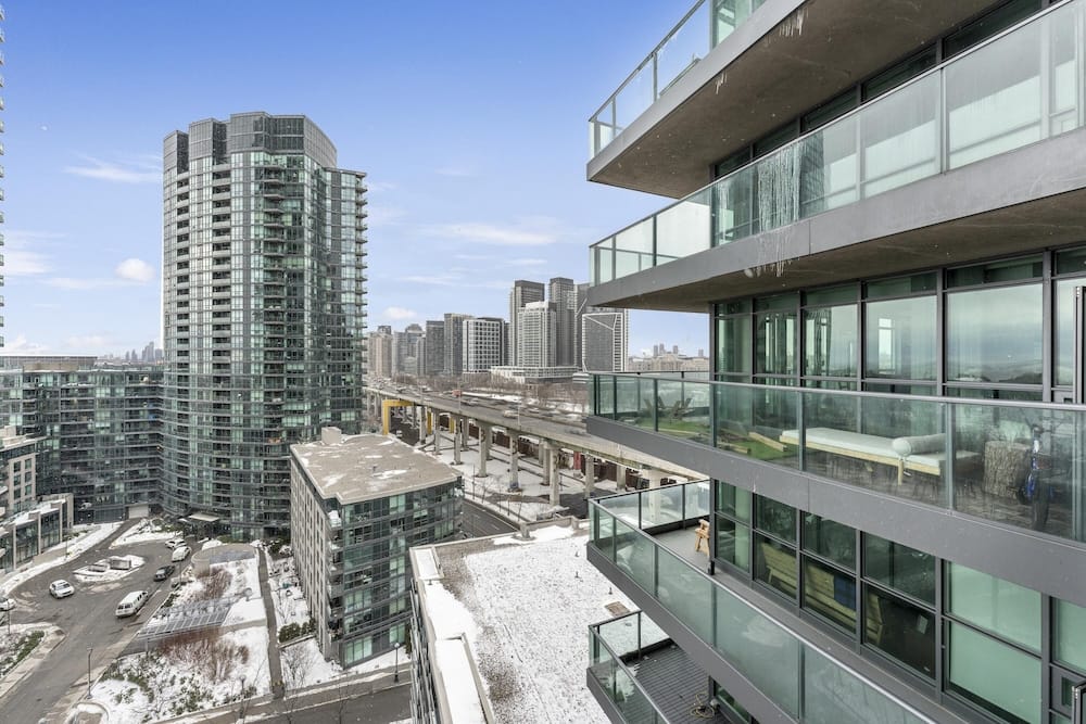 Cityside Waterfront Loft — 1