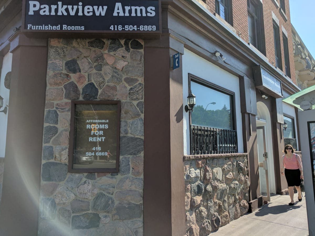 Parkview Arms Hotel