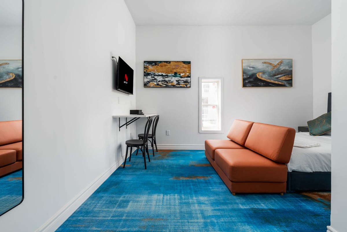 Plush Residence — 4