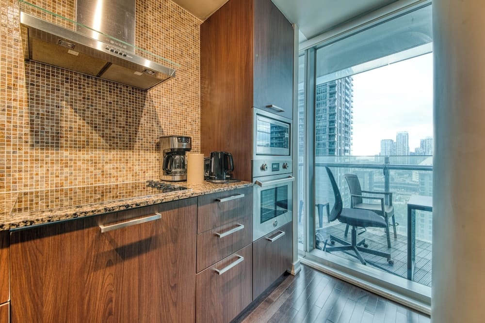 Queen West House — 1