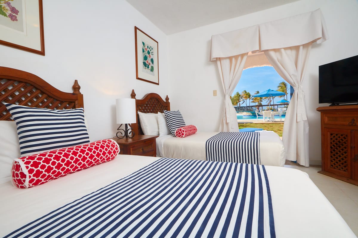 Costa Caribe Beach Hotel & Resort — 5