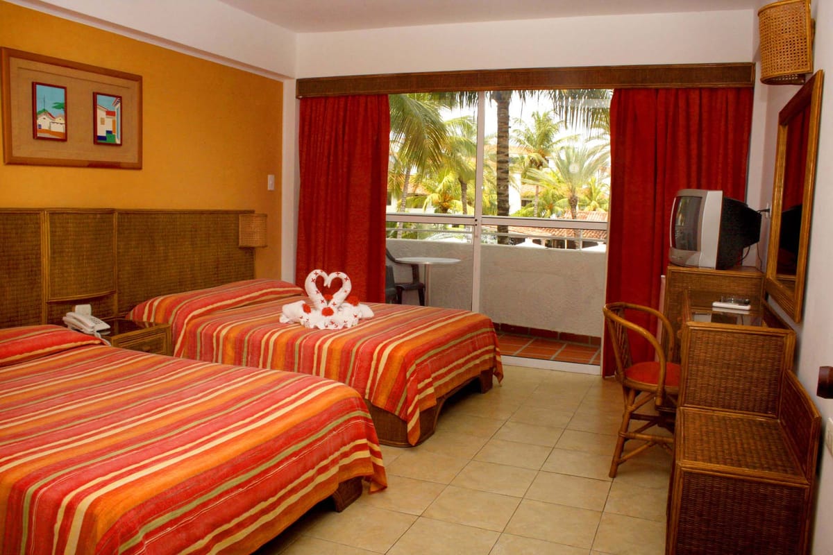 Hotel Le Flamboyant — 5