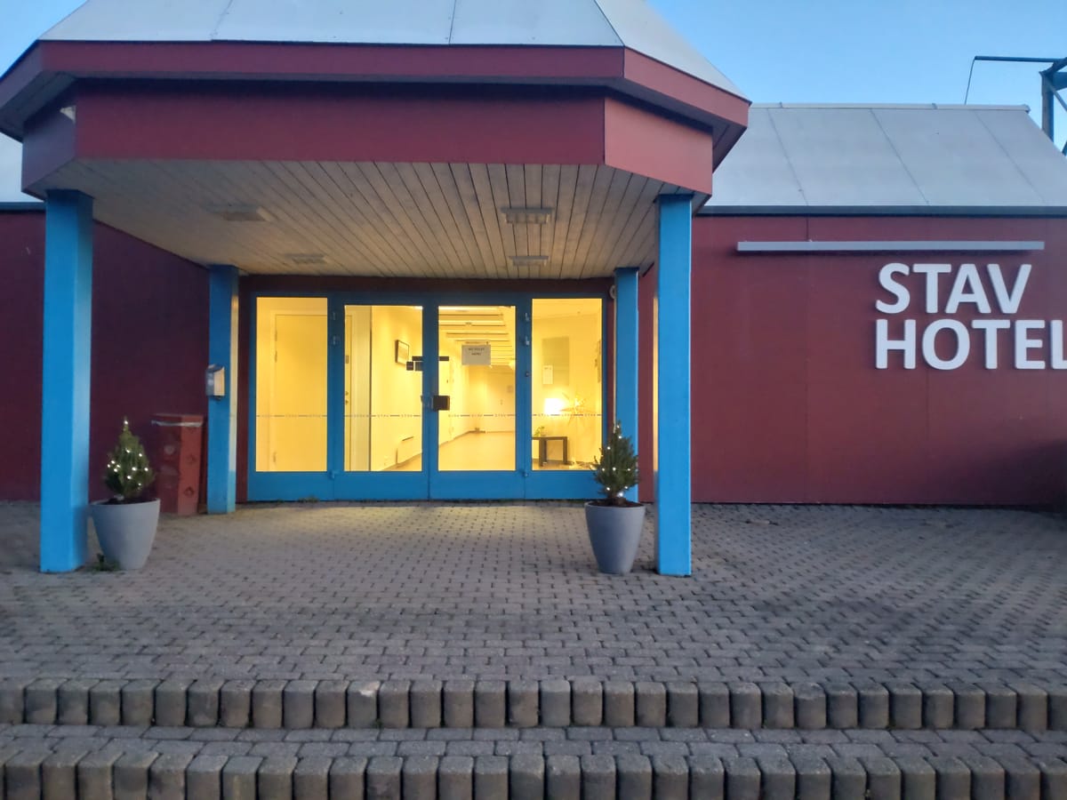 Stav Hotel — 4