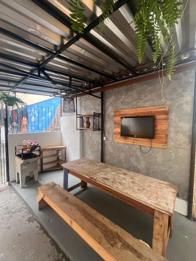 Colinna Hostel — 1