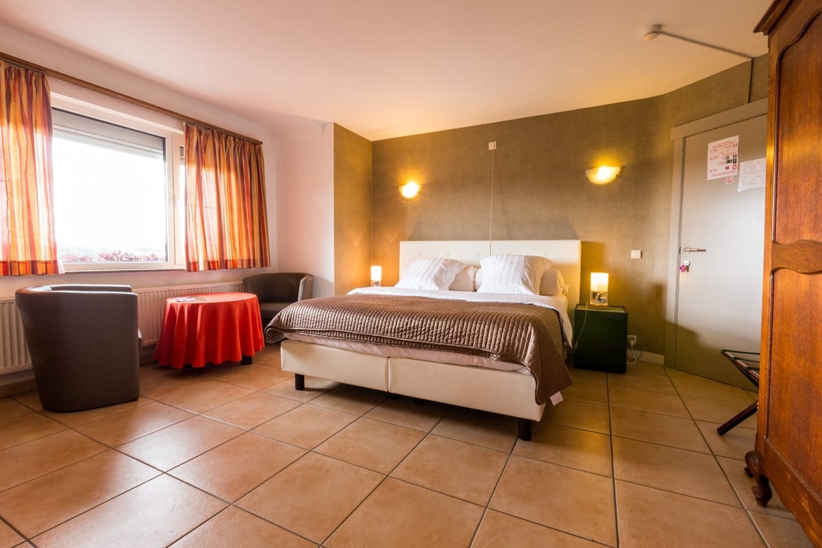 Arconaty budget hotel — 2