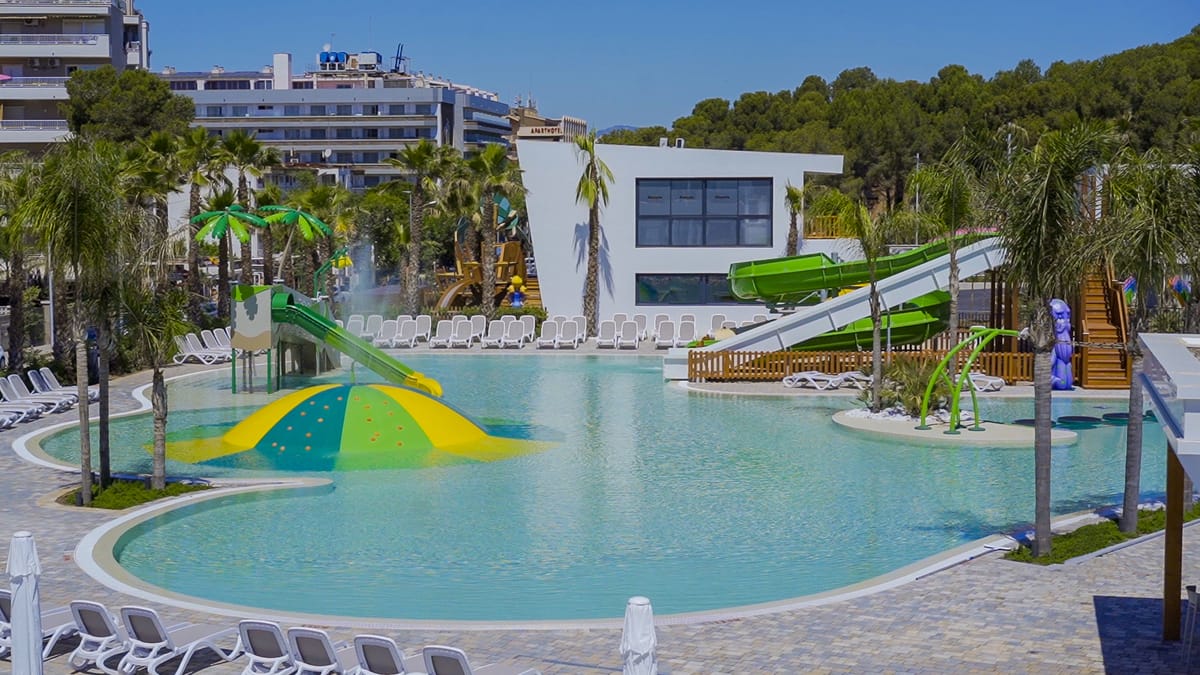 Alannia Salou — 3