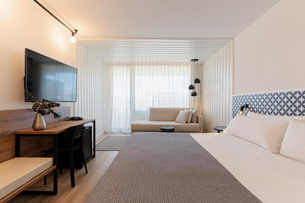 Magnolia hotel — 4