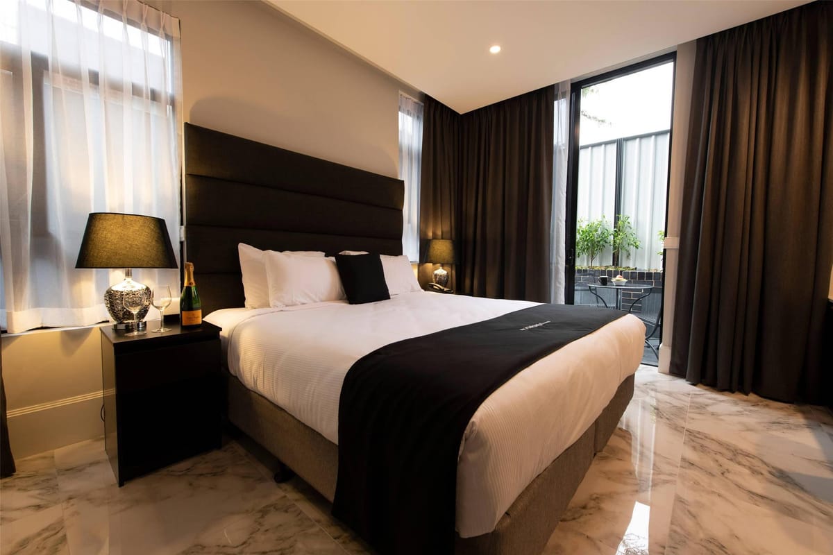 Gladius Hotel & Suites — 1
