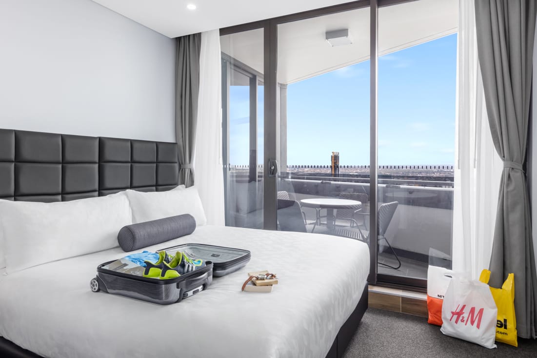 Meriton Suites Church Street, Parramatta — 2