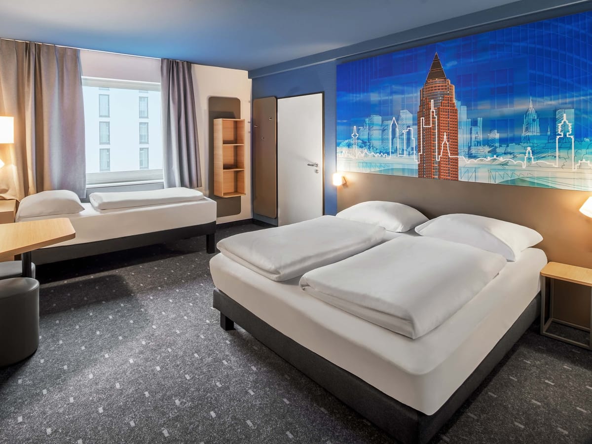 B&B HOTEL Frankfurt-Messe — 1
