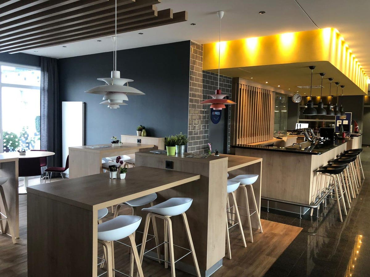 Holiday Inn Express Frankfurt - Messe by IHG — 2