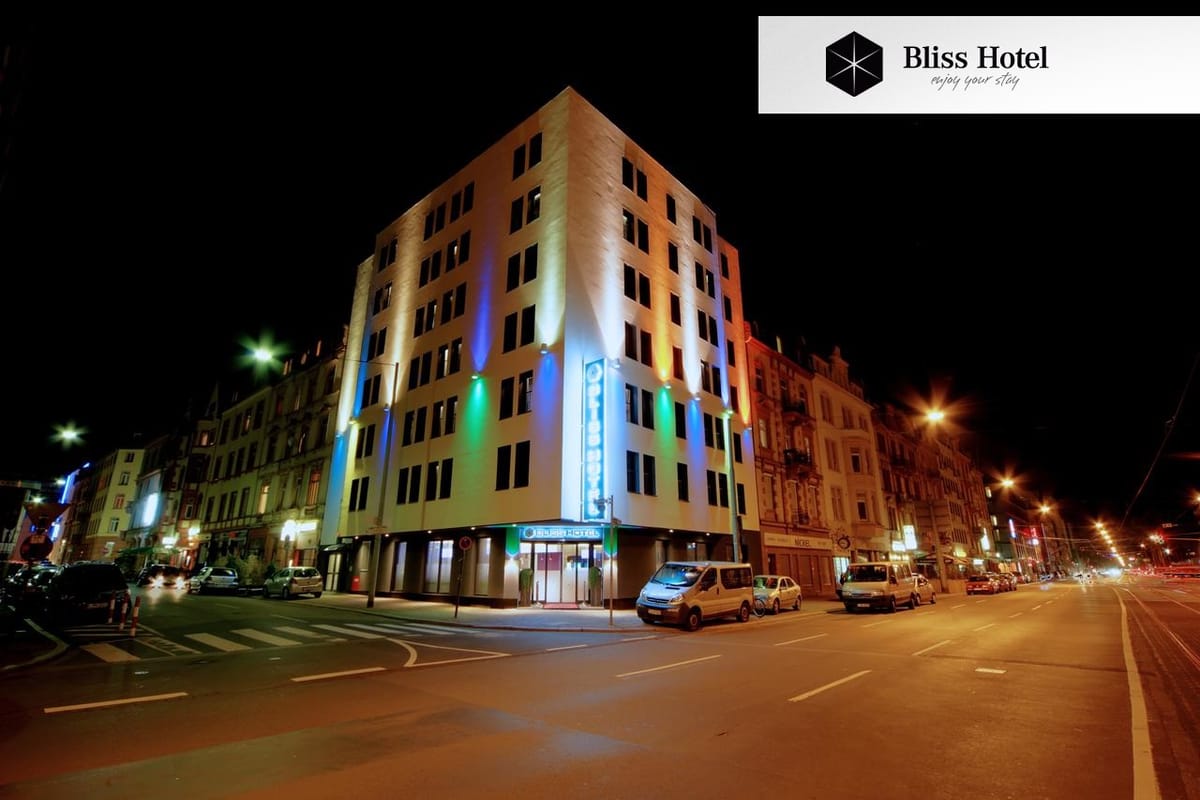 Hotel Bliss — 4