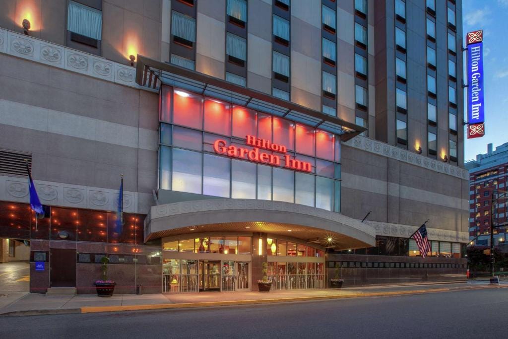 Hilton Garden Inn Pittsburgh University Place — 1