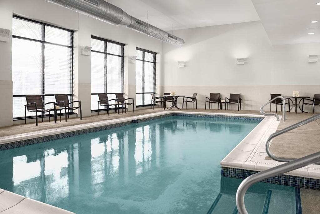 Hyatt Place Pittsburgh North Shore — 3