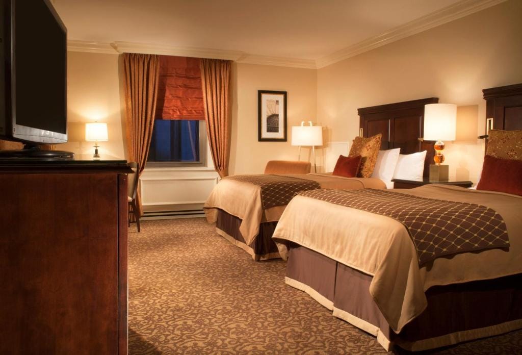 Omni William Penn Hotel — 5