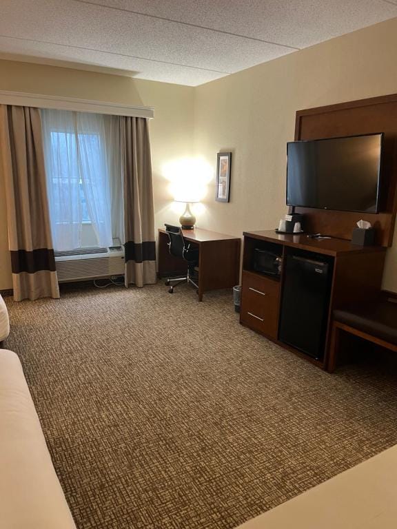 Wingate by Wyndham Pittsburgh West Mifflin — 3