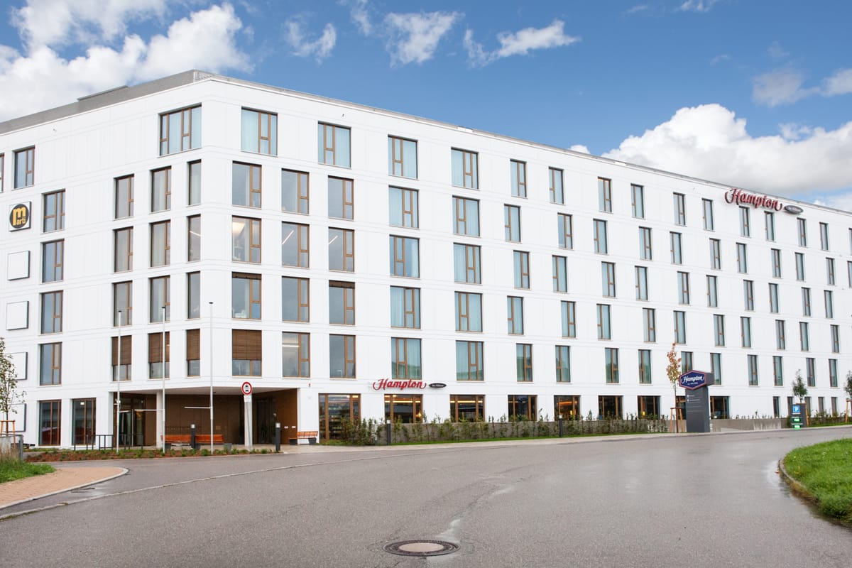 Hampton by Hilton Stuttgart Airport — 4